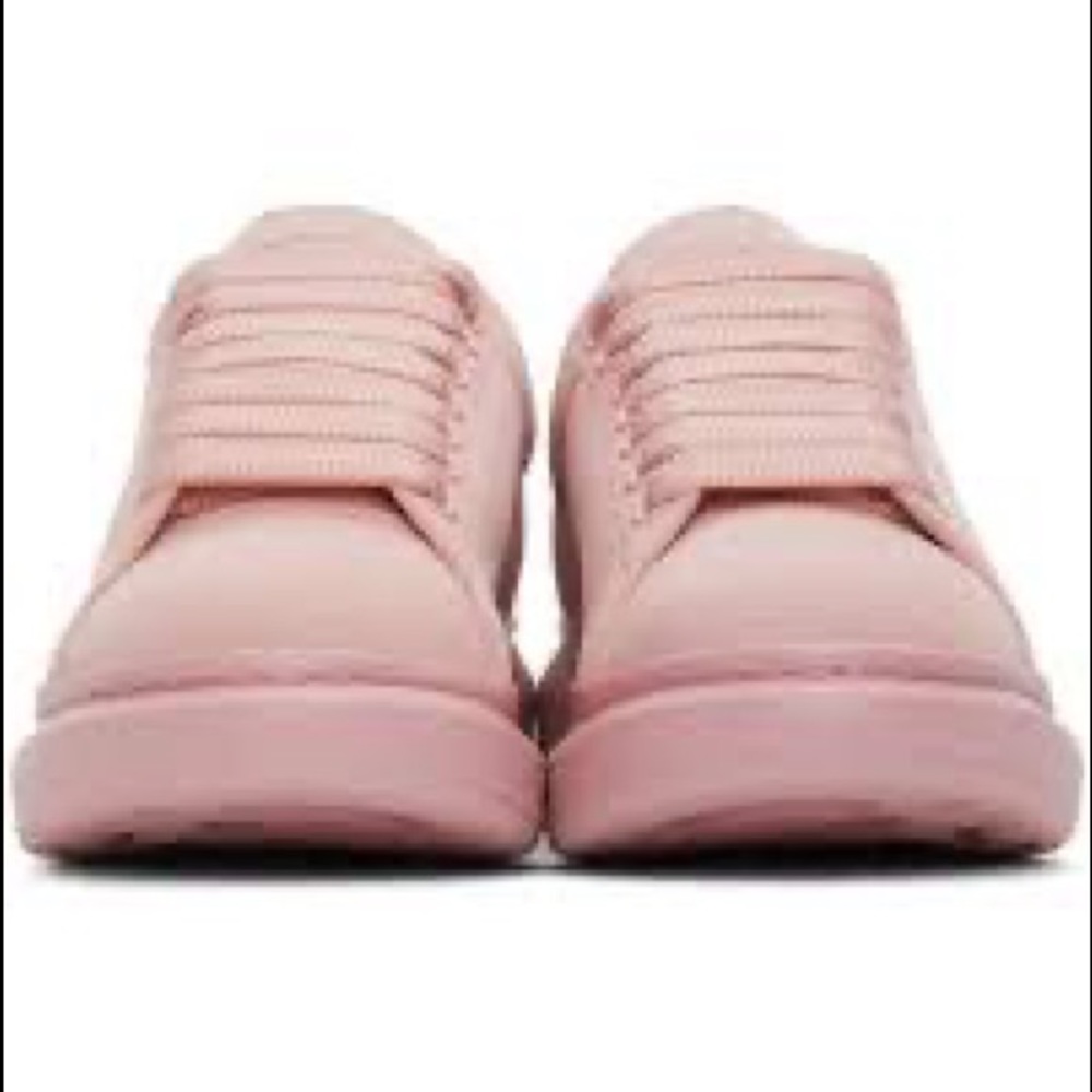 Pink suede alexander mcqueen’s sneakers